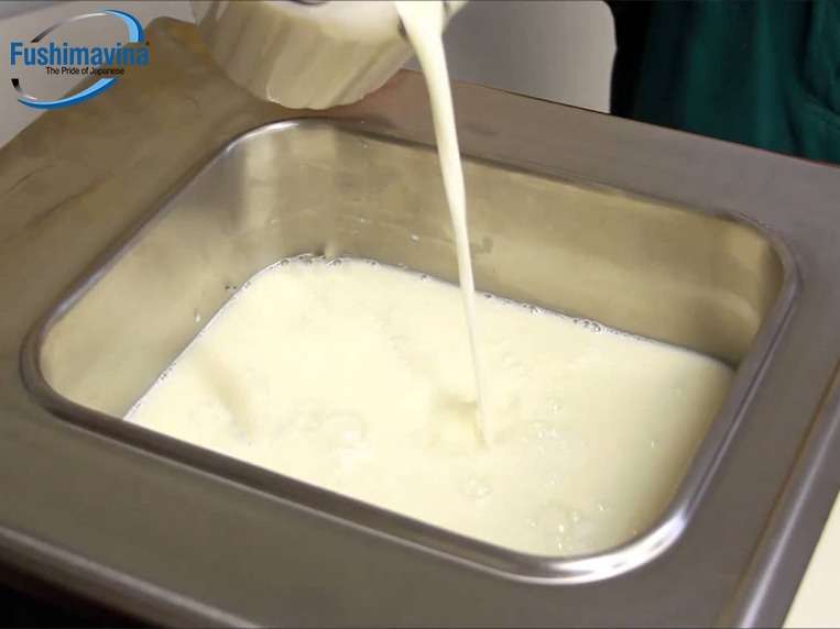 cách làm kem từ bột kem tươi bằng cách thủ công