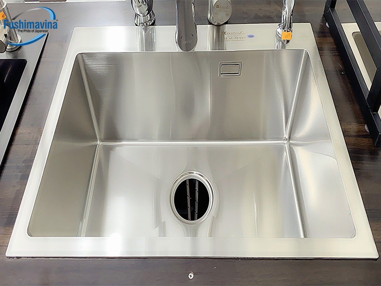 chậu rửa chất liệu inox đảm bảo an toàn vệ sinh