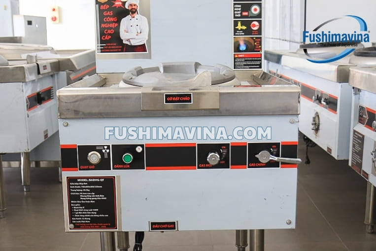 hình ảnh bếp có quạt thổi