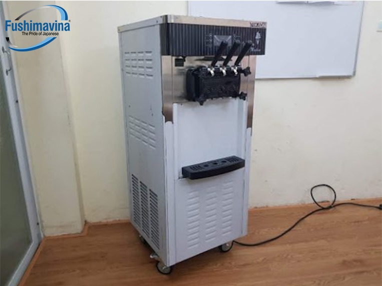 máy làm kem Tokadai được ứng dụng máy nén đến từ Nhật Bản