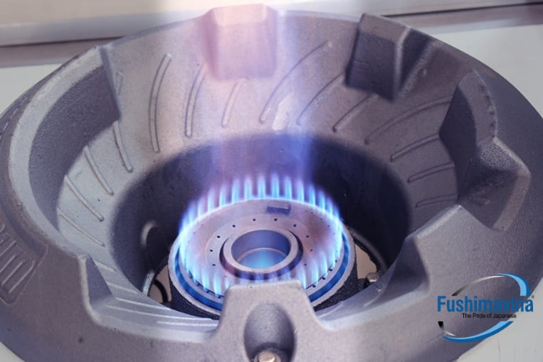 ngọn lửa xanh đều và ổn định